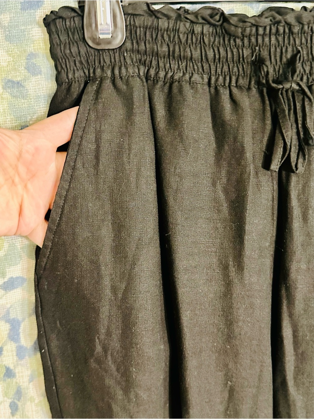 BLANKNYC Black Linen Blend Pull On Pants Paperbag Waist Cropped XS - Picture 4 of 5